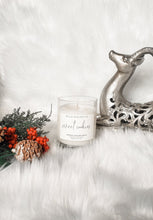 Load image into Gallery viewer, Holiday soy candle