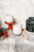 Load image into Gallery viewer, Holiday soy candle
